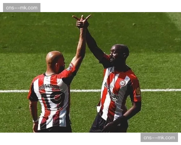 布伦特福德1-1战平富勒姆，两队保级压力稍缓